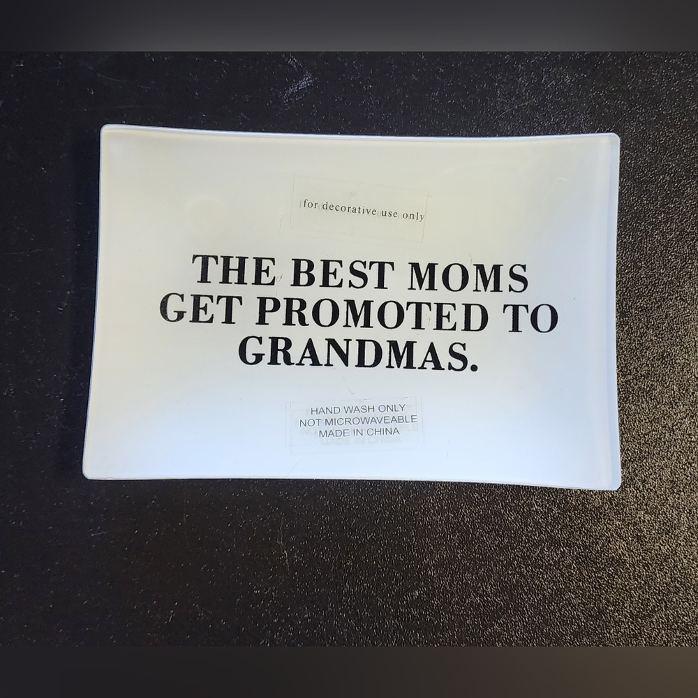 Daisy Shoppe The Best Moms Glass Plate Dish Novelty Gift